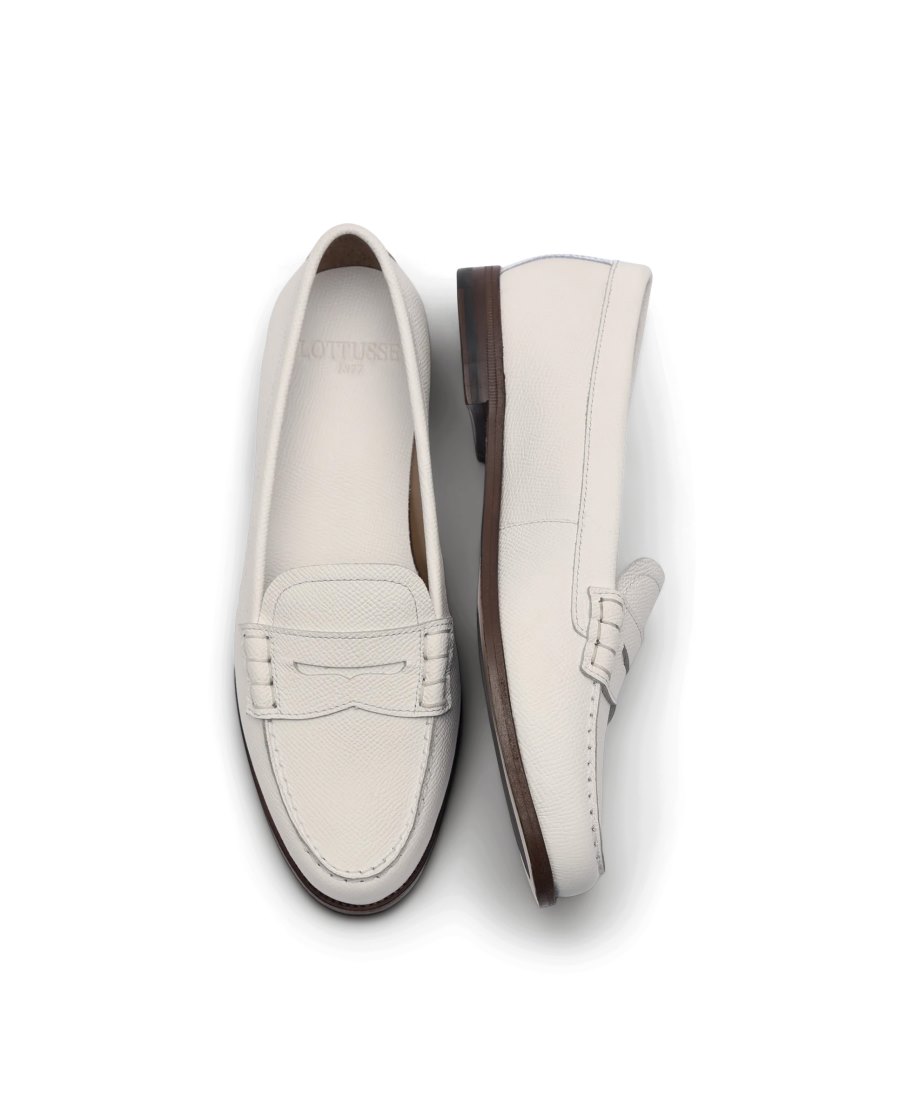 Loafers Lottusse Liberty Feminino Branco | SS01447-001